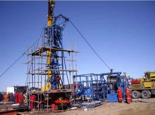 連續油管設備進行沖砂作業中