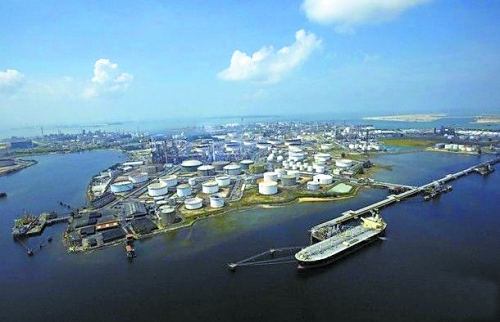 政協委員談石化對接戰略性新興產業 政協委員談石化對接戰略性新興產業